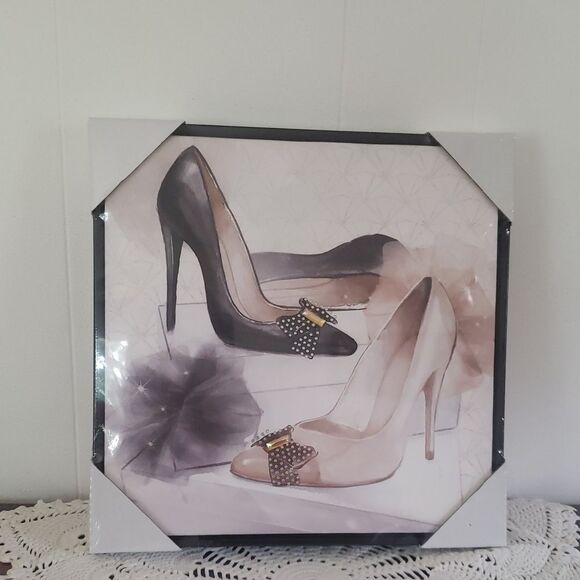 Cute NWT High Heels with Bling Printed Framed Wall Decor - Picture 1 of 6